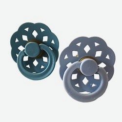 Соска-пустышка для новорожденных латексная 2 штуки