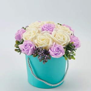 SKUINA Мыло ручной работы Цветочная композиция 13 роз, 250 г