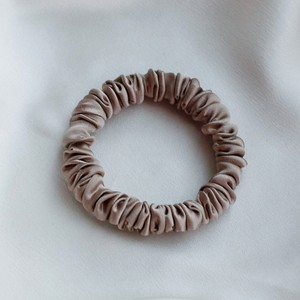 8 HORAS OF SILK Узкая шёлковая резинка, Latte