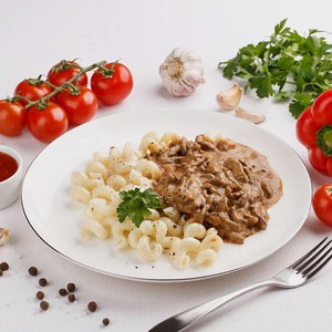Готовые блюдатм У ПалычаПалычЛанч Печень по-строгановски с отварными макаронами 250 г