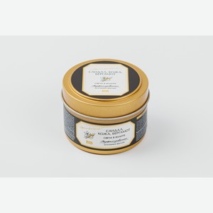 Свеча парфюмированная Сандал, кожа, бергамот в золоте 1 шт