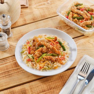 Свинина в кисло-сладком соусе Пятерочка Кафе 250г